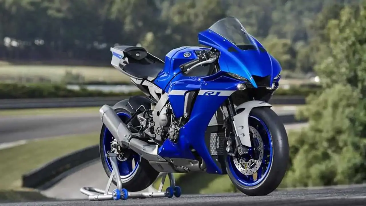 Yamaha YZF-R1 Blue