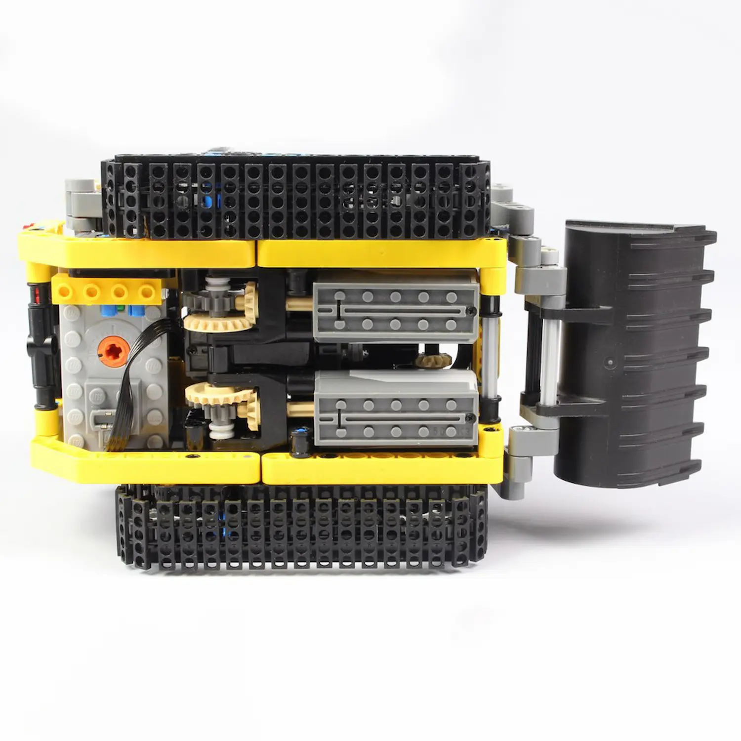 the bottom of MOC 13349 - RC Technic Compact Tracked Loader(LEGO Alternative Bricks)