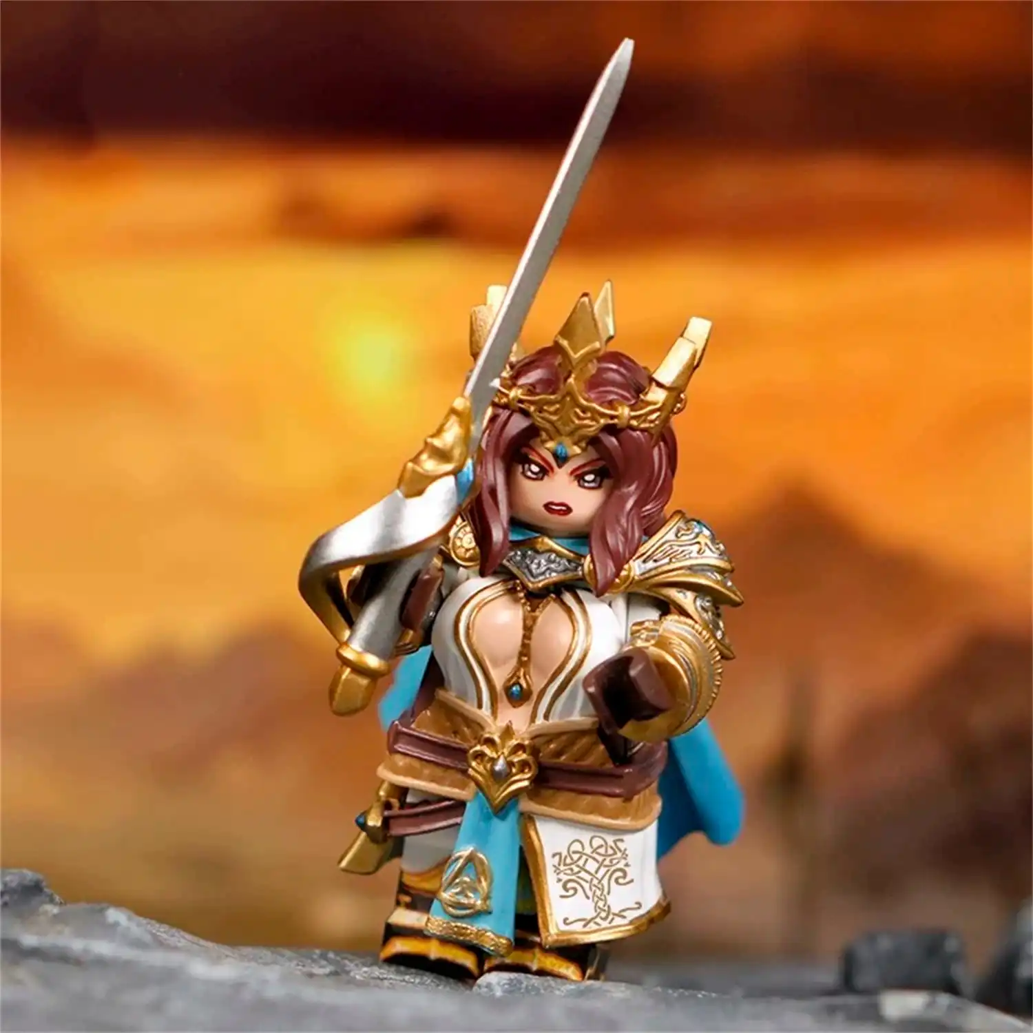 Minifigure Queen Guinevere from Arthurian legend LEGO Alternative