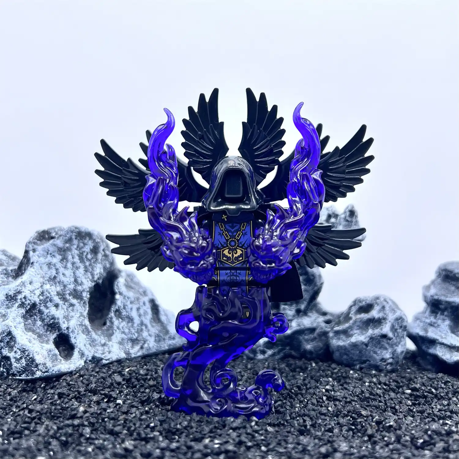 Minifigure – Eight Winged Abyss Mage with red purple magical gradient flame (LEGO Alternative)