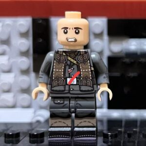 Minifigure - British volunteer stormtrooper, assault trooper, or a paratrooper serving with the German military during World War II British Free Corps (Britisches Freikorps) (LEGO Compatible)