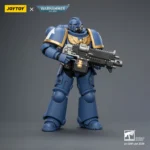 Action Figure - JoyToy Ultramarines Intercessor with Bolt Rifle, Bolt Pistol and Chainsword 1/18 - Warhammer 40K