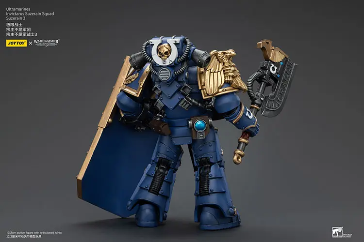the back of the Action Figure - JOYTOY Ultramarines Invictarus Suzerain Squad (Defender of Hera Suzerain 3) 1 18 - Warhammer The Horus Heresy rectangle image